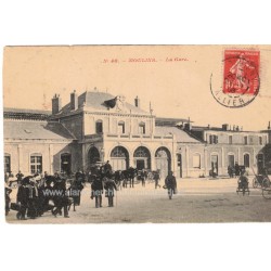 Moulins, la gare, avec...