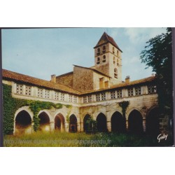 Saint-Jean-de-Côle, cloître...